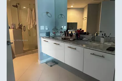 500 Brickell Ave #3307, Miami, FL 33131 - Photo 13