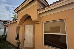 3951 NE 11th Dr, Homestead, FL 33033 - Photo 3