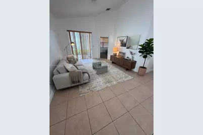 3951 NE 11th Dr, Homestead, FL 33033 - Photo 3