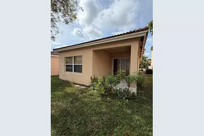 3951 NE 11th Dr, Homestead, FL 33033 - Photo 3