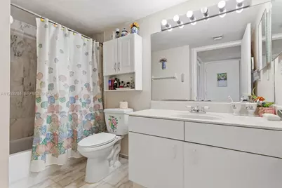 1688 West Ave #1205, Miami Beach, FL 33139 - Photo 9