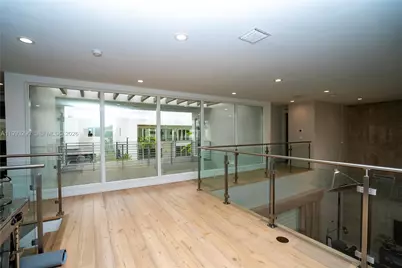 10272 NW 75th Ter, Doral, FL 33178 - Photo 17