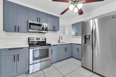1800 SW 25th St #2305, Miami, FL 33133 - Photo 1