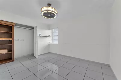 1800 SW 25th St #2305, Miami, FL 33133 - Photo 9