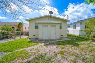 1887 NW 48th St, Miami, FL 33142 - Photo 15