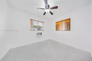955 W 23rd St, Hialeah, FL 33010 - Photo 27