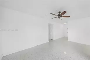 955 W 23rd St, Hialeah, FL 33010 - Photo 21