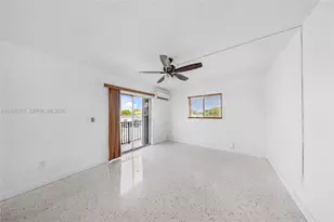 955 W 23rd St, Hialeah, FL 33010 - Photo 19
