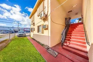 955 W 23rd St, Hialeah, FL 33010 - Photo 11