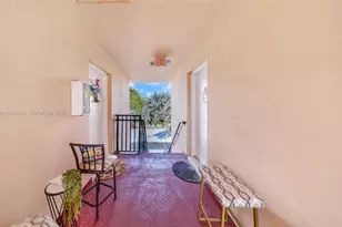 955 W 23rd St, Hialeah, FL 33010 - Photo 7