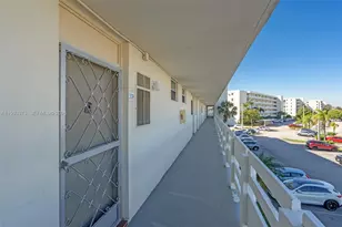 3010 Marcos Dr, Aventura, FL 33160 - Photo 5