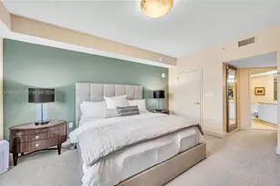 20000 E Country Club Dr, Aventura, FL 33180 - Photo 13