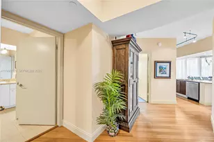 20000 E Country Club Dr, Aventura, FL 33180 - Photo 11