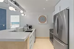 4401 Collins Ave, Miami Beach, FL 33140 - Photo 15