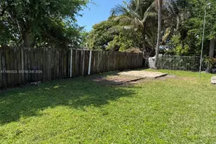 3066 NW 28th St, Miami, FL 33142 - Photo 23
