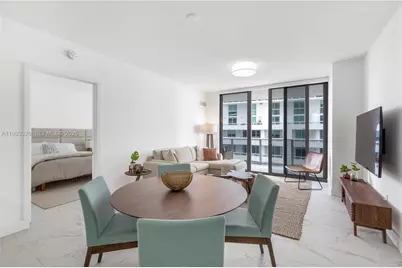 488 NE 18th St #909, Miami, FL 33132 - Photo 3