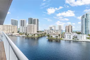 121 Golden Isles Dr, Hallandale Beach, FL 33009 - Photo 15