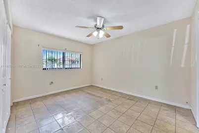 7801 W 29th Way #102, Miami Beach, FL 33018 - Photo 15