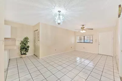 7801 W 29th Way #102, Miami Beach, FL 33018 - Photo 5
