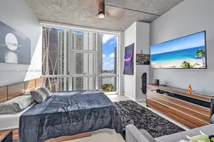 851 NE 1st Ave, Miami, FL 33132 - Photo 15