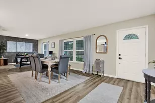 15521 Wetstone Dr, Tampa, FL 33613 - Photo 5