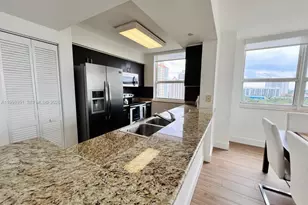 19501 W Country Club Dr, Aventura, FL 33180 - Photo 11
