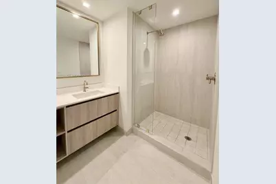 77 SE 5th St #1608, Miami, FL 33131 - Photo 13