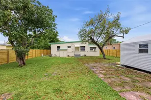 1620 NE 160th St, North Miami Beach, FL 33162 - Photo 21