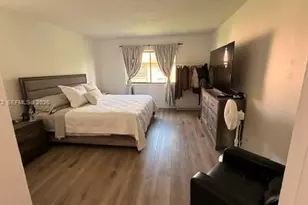 231 Lakeview Dr, Weston, FL 33326 - Photo 13
