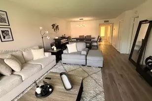 231 Lakeview Dr, Weston, FL 33326 - Photo 9