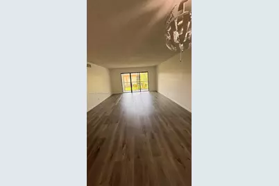 231 Lakeview Dr #204, Weston, FL 33326 - Photo 9
