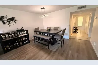 231 Lakeview Dr #204, Weston, FL 33326 - Photo 9