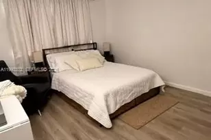 231 Lakeview Dr, Weston, FL 33326 - Photo 13