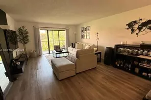 231 Lakeview Dr, Weston, FL 33326 - Photo 11