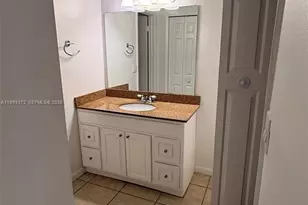 231 Lakeview Dr, Weston, FL 33326 - Photo 23