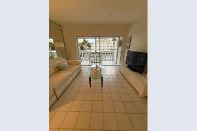440 Paradise Isle Blvd #205, Hallandale Beach, FL 33009 - Photo 11