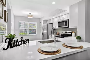 12701 SW 14th St, Pembroke Pines, FL 33027 - Photo 7