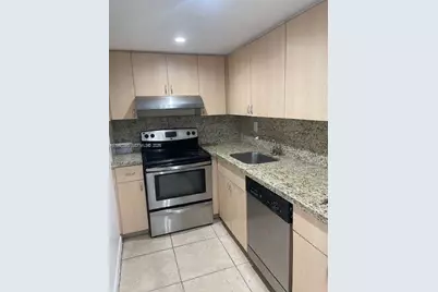 4709 NW 7th St #408-9, Miami, FL 33126 - Photo 9