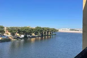 4709 NW 7th St, Miami, FL 33126 - Photo 27