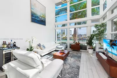 41 N Shore Dr, Miami Beach, FL 33141 - Photo 3