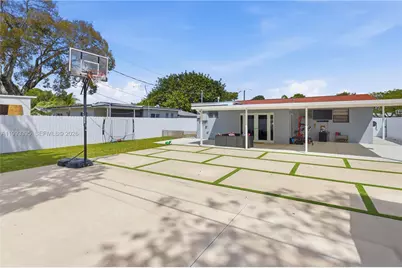 7390 Cleveland St, Hollywood, FL 33024 - Photo 11