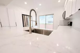 937 Michigan Ave, Miami Beach, FL 33139 - Photo 7