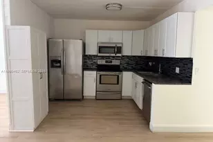 251 SW 132nd Way, Pembroke Pines, FL 33027 - Photo 3