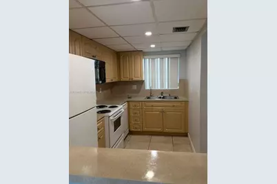 9365 Fontainebleau Blvd #E228, Miami, FL 33172 - Photo 39