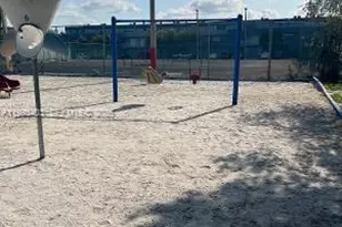 9365 Fontainebleau Blvd, Miami, FL 33172 - Photo 23