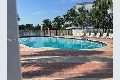 9365 Fontainebleau Blvd #E228, Miami, FL 33172 - Photo 21