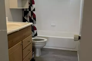 9365 Fontainebleau Blvd, Miami, FL 33172 - Photo 25