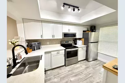 300 Promenade Dr #105, Other City - In The State Of Florida, FL 34698 - Photo 3