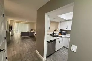 300 Promenade Dr, Other City - In The State Of Florida, FL 34698 - Photo 9