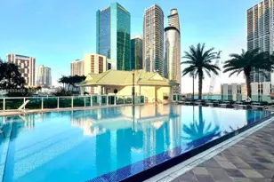 41 SE 5th St, Miami, FL 33131 - Photo 17